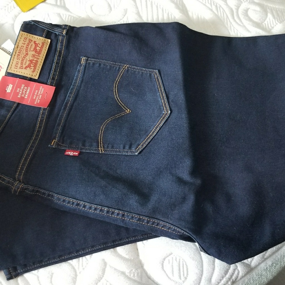 Levi's